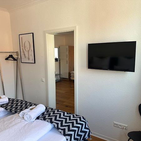 Stylisches Apartment Mit Grossem Tageslichbad Am Marktplatz Леонберг Экстерьер фото